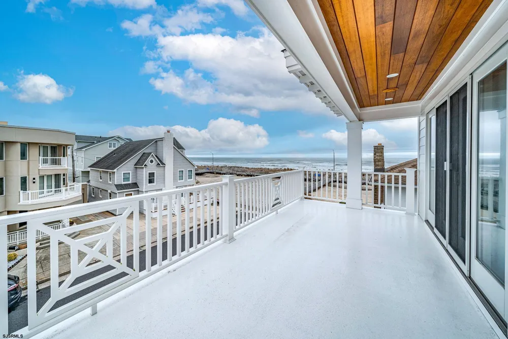 108 S Martindale Ave Ventnor, NJ 08406