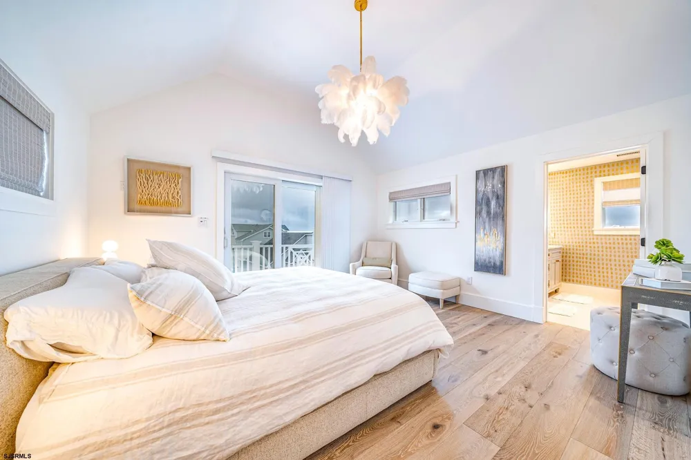 108 S Martindale Ave Ventnor, NJ 08406