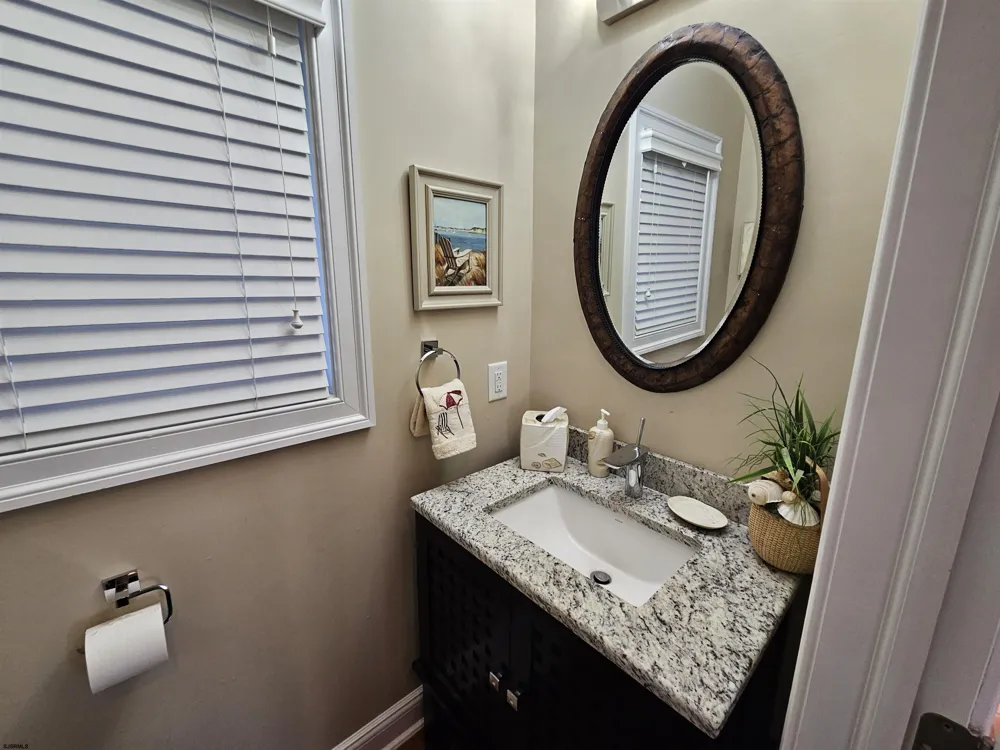 202 N Princeton Ave Ventnor, NJ 08406