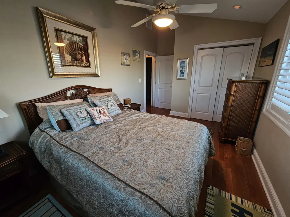 202 N Princeton Ave Ventnor, NJ 08406
