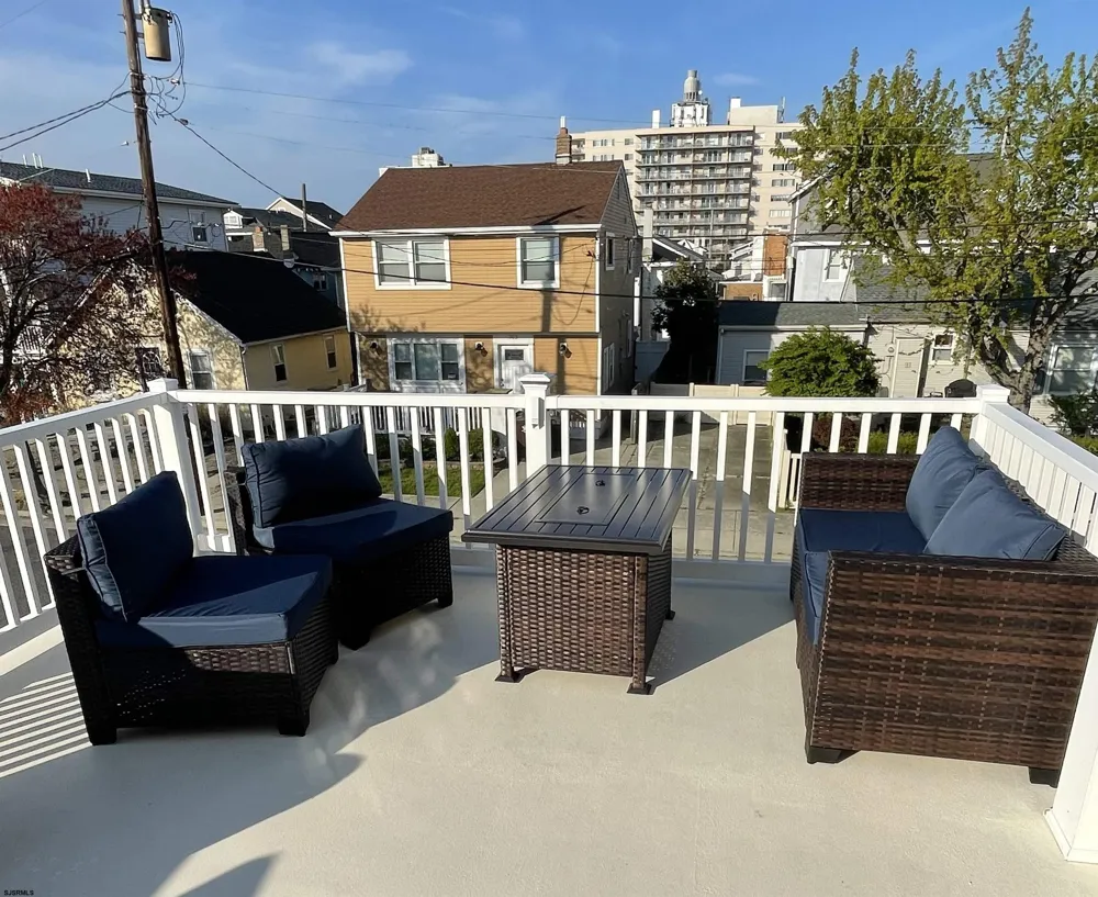 202 N Princeton Ave Ventnor, NJ 08406