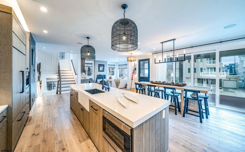 108 S Martindale Ave Ventnor, NJ 08406