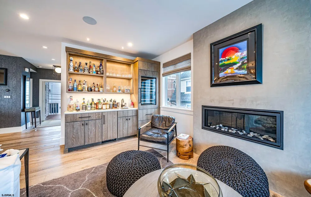 108 S Martindale Ave Ventnor, NJ 08406