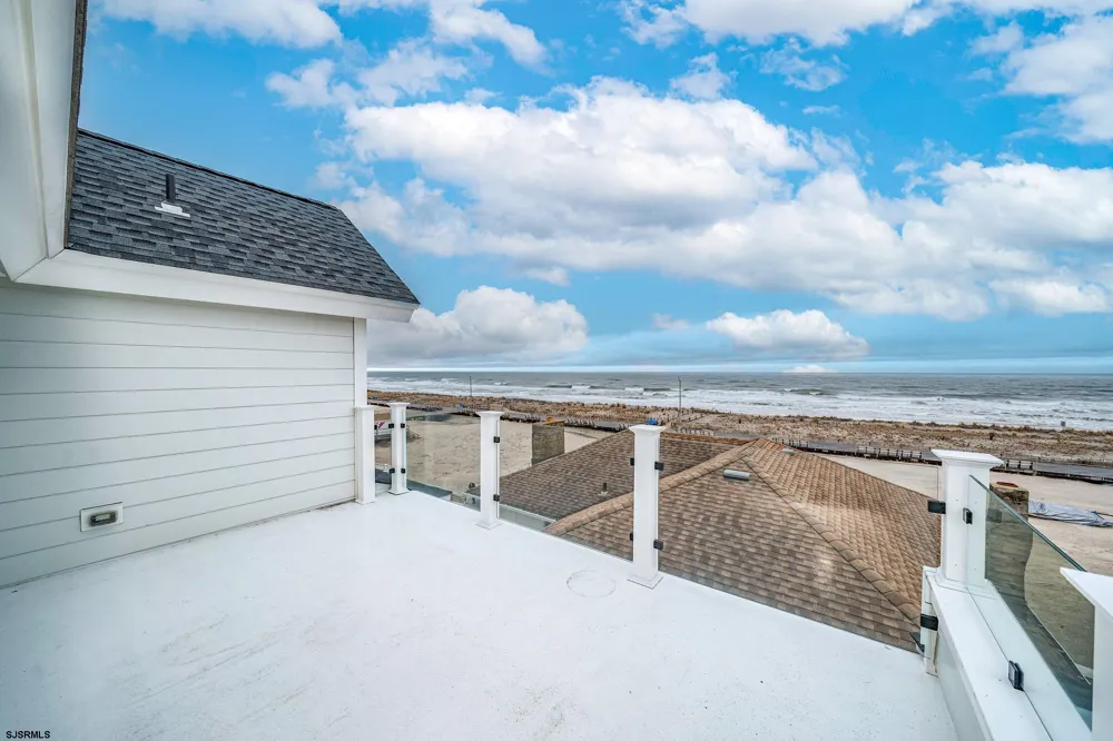 108 S Martindale Ave Ventnor, NJ 08406