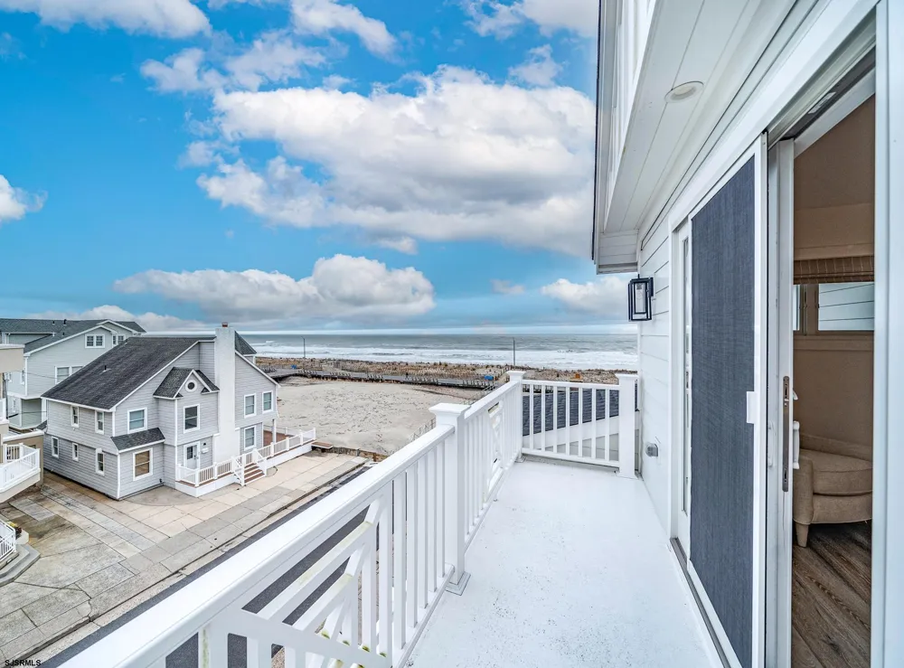108 S Martindale Ave Ventnor, NJ 08406