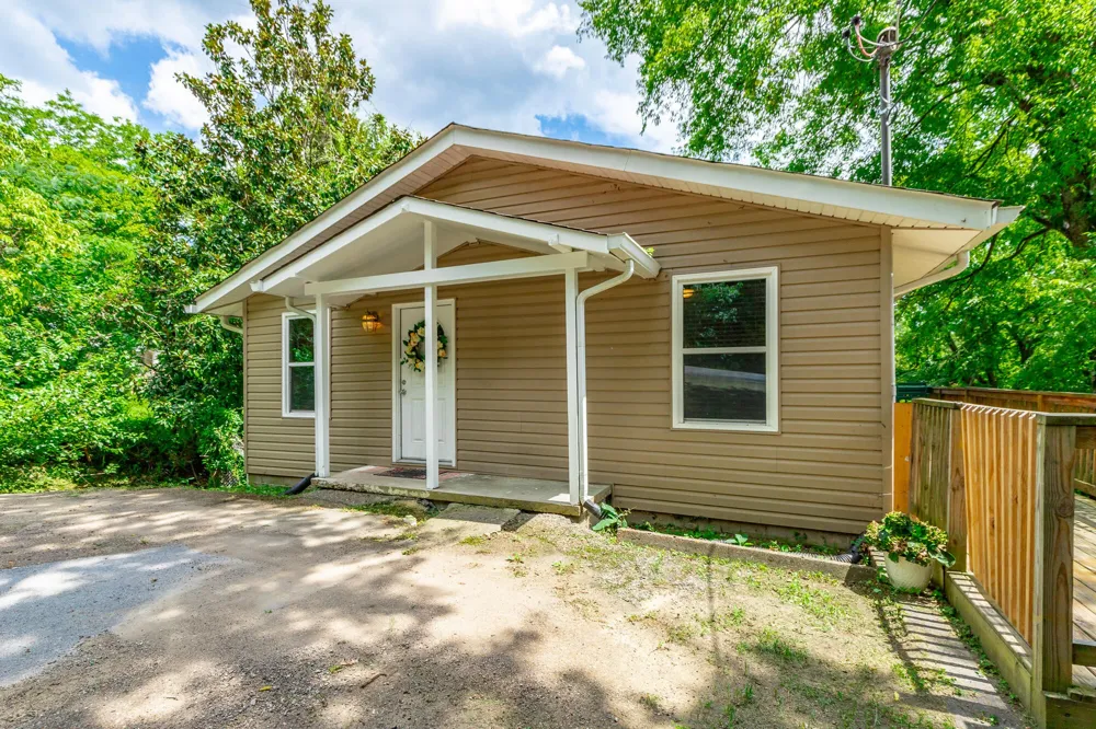 108 S Seminole Drive Chattanooga, TN 37411