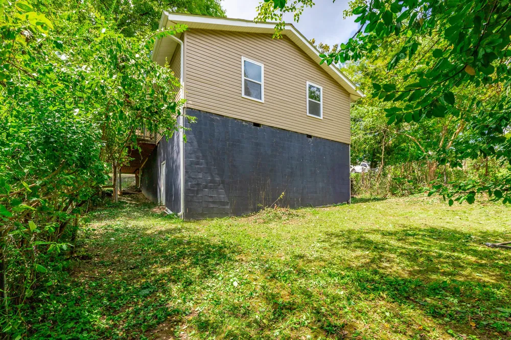 108 S Seminole Drive Chattanooga, TN 37411
