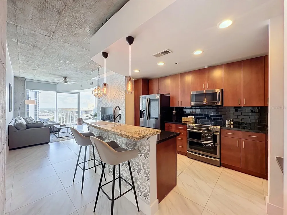 155 S COURT AVENUE #1810 Orlando, FL 32801