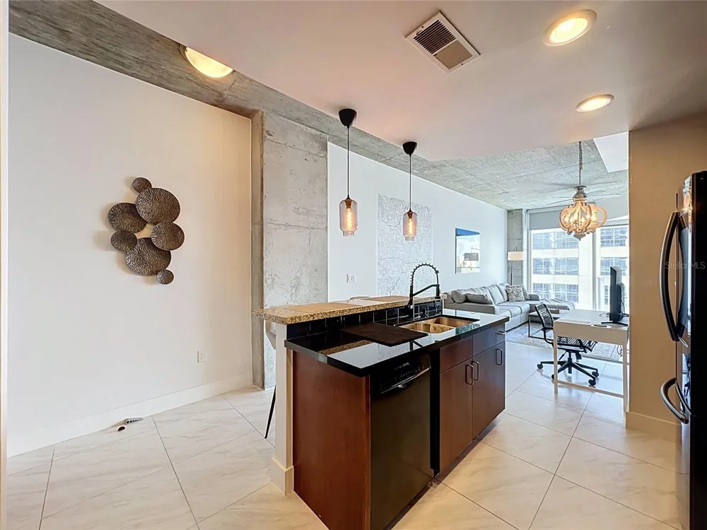 155 S COURT AVENUE #1810 Orlando, FL 32801