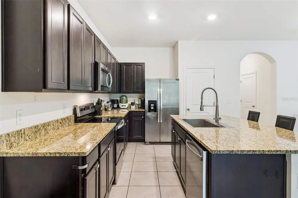 3349 PLEASANT WILLOW COURT Brandon, FL 33511