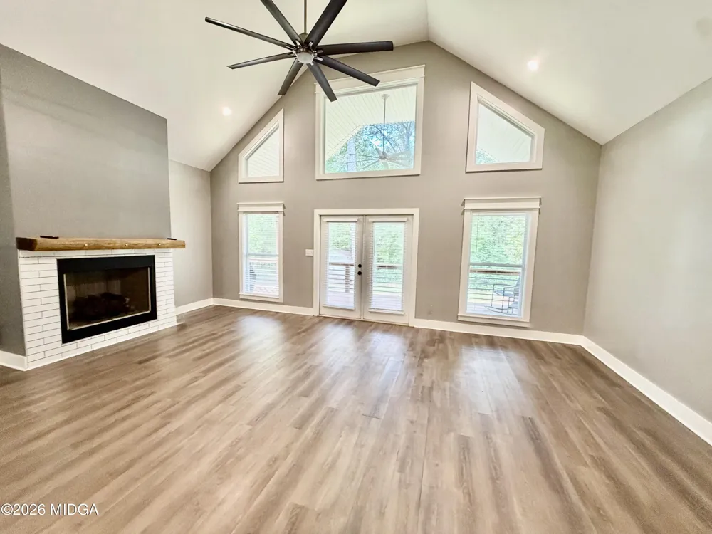 1244 Smith Road Forsyth, GA 31029