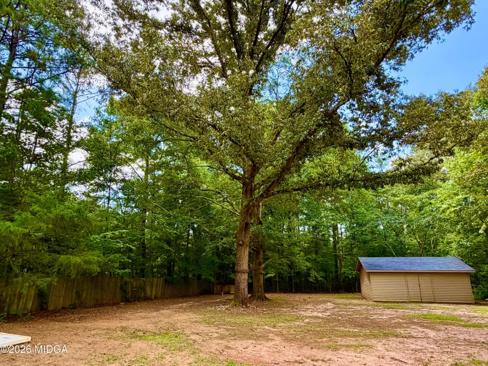 1244 Smith Road Forsyth, GA 31029