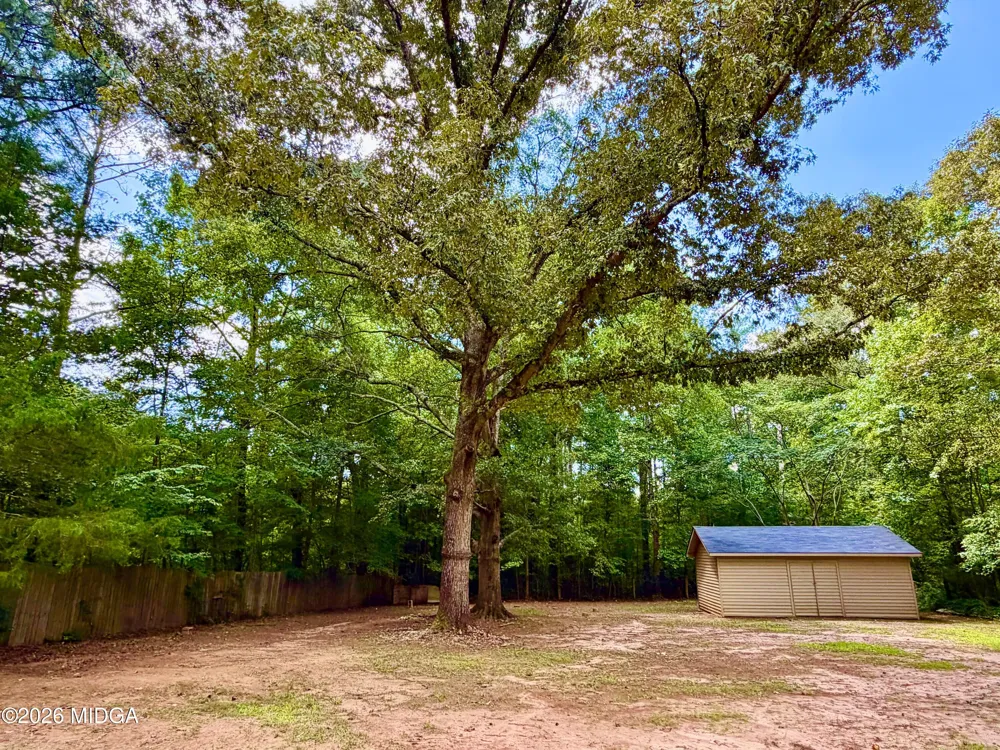 1244 Smith Road Forsyth, GA 31029