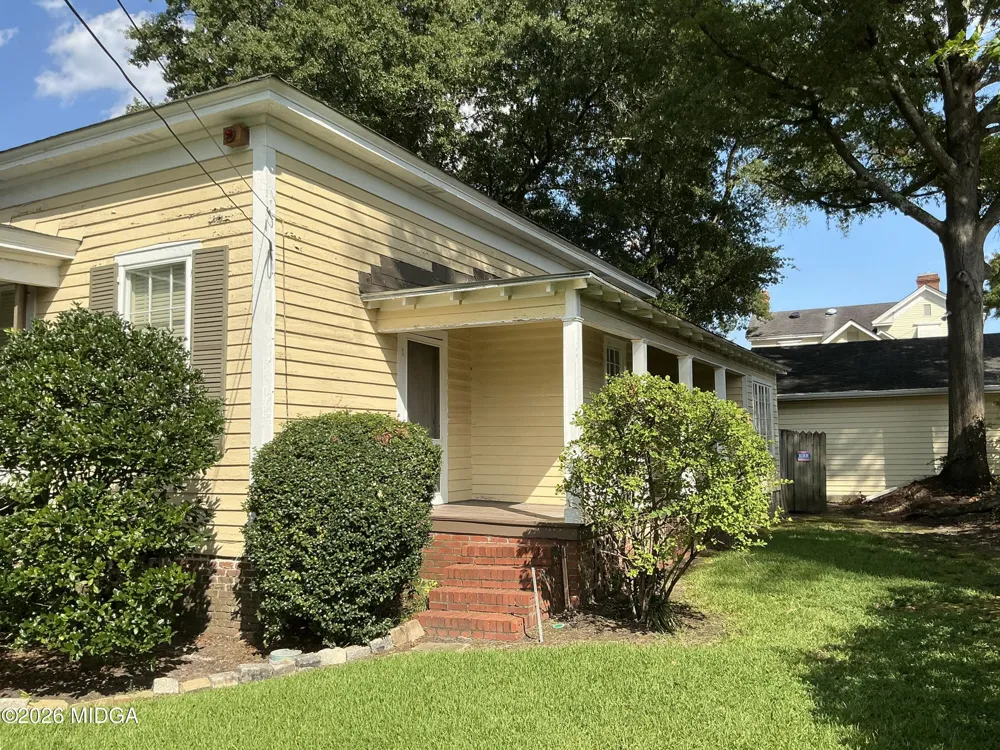 992 Tatnall Street Macon, GA 31201