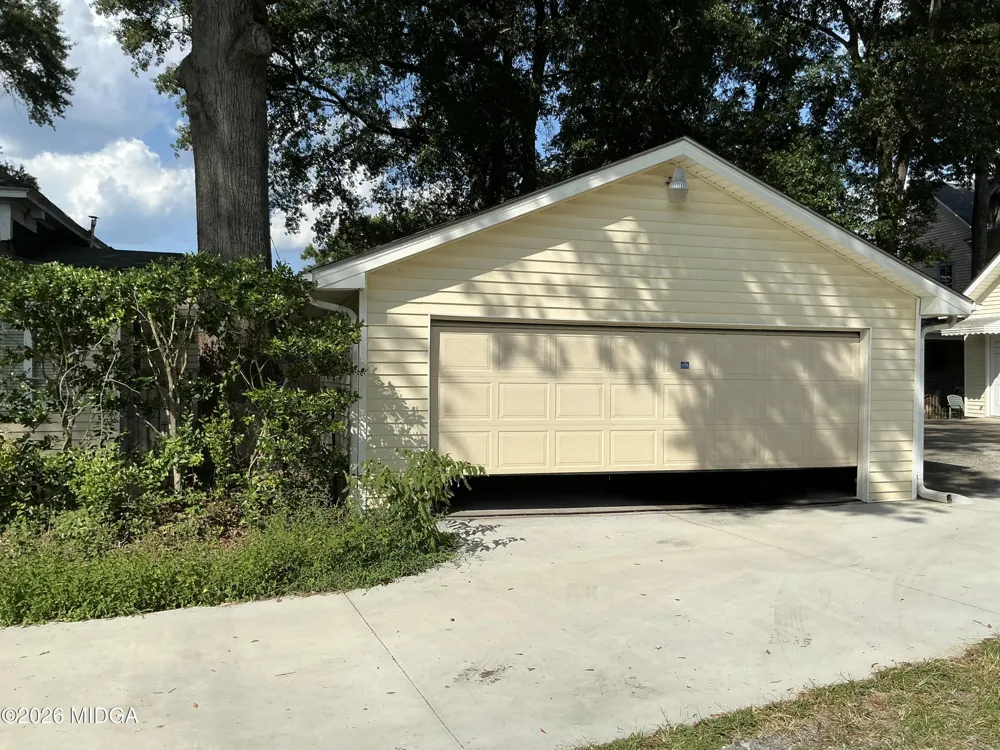 992 Tatnall Street Macon, GA 31201