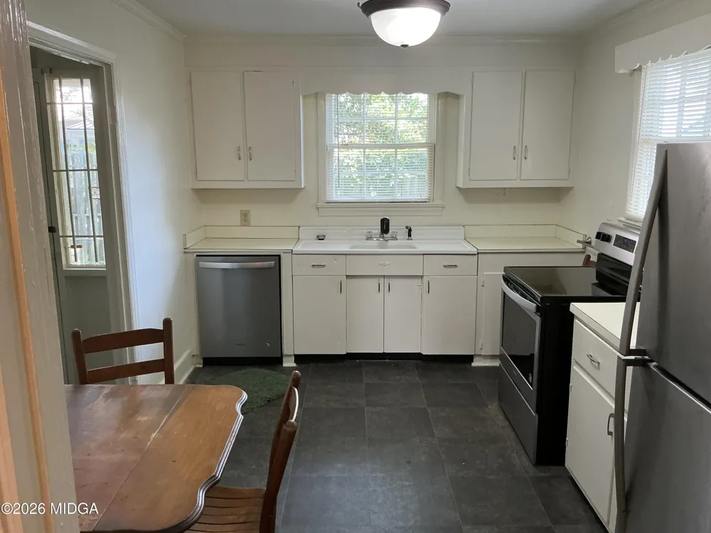 992 Tatnall Street Macon, GA 31201