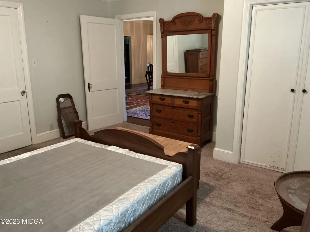 992 Tatnall Street Macon, GA 31201