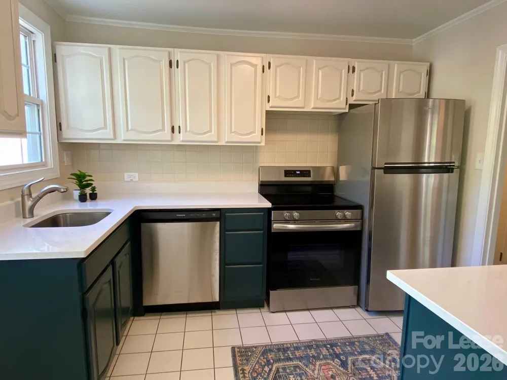 5300 Buckingham Drive Charlotte, NC 28209