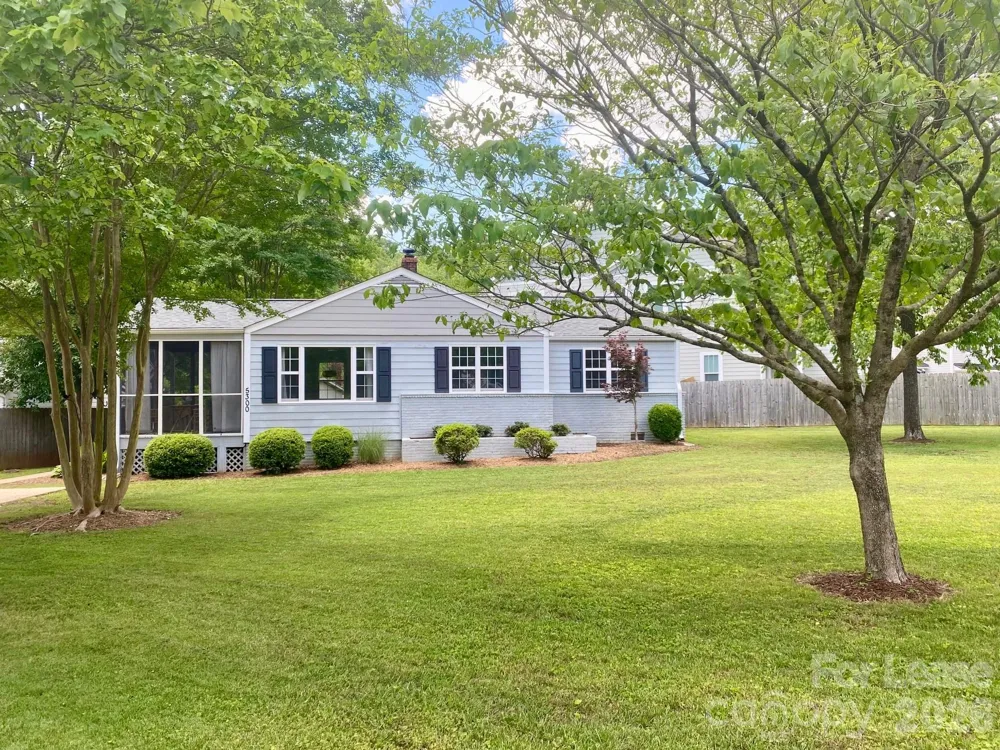 5300 Buckingham Drive Charlotte, NC 28209
