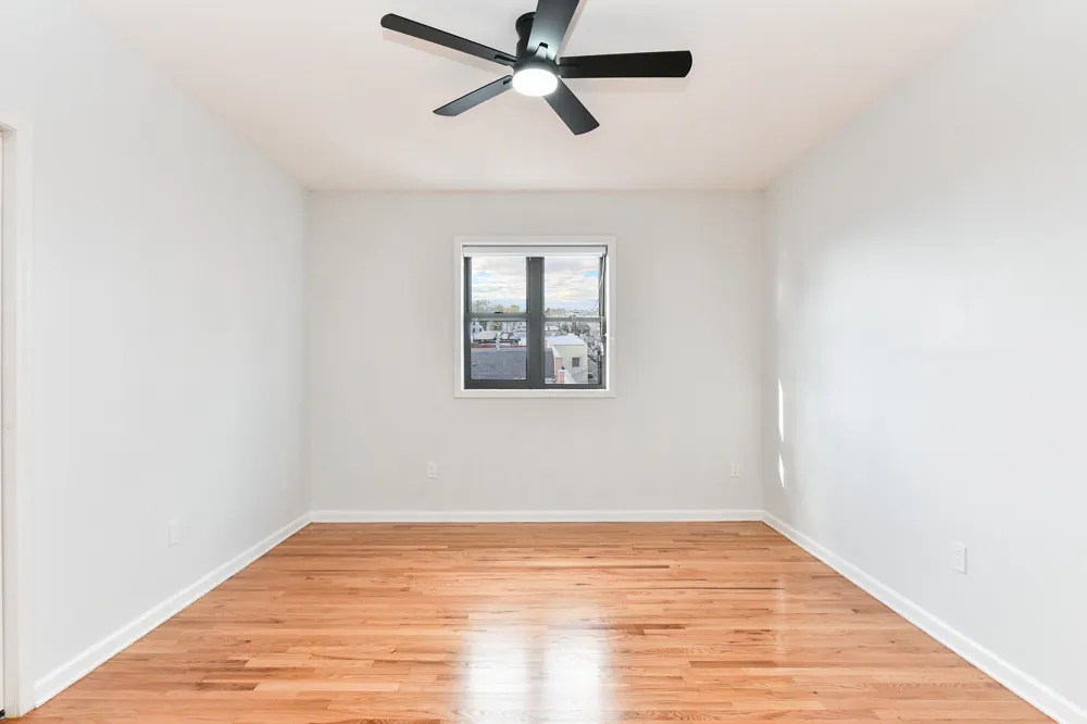 3519 PARK AVE Union City, NJ 07087
