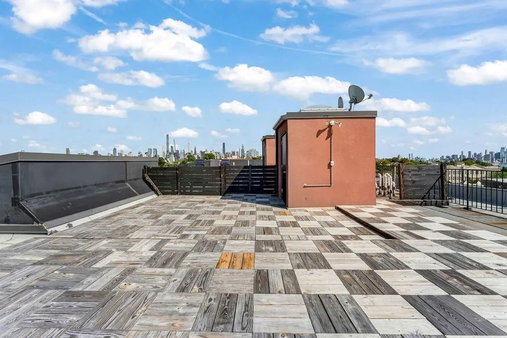 3519 PARK AVE Union City, NJ 07087