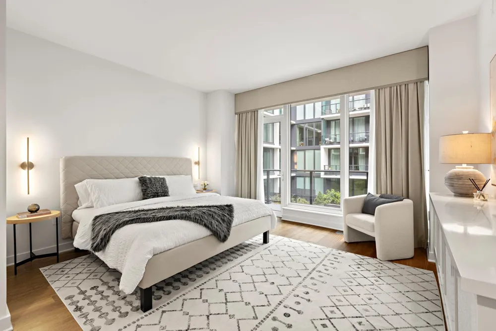 1200 AVENUE AT PORT IMPERIAL Weehawken, NJ 07086