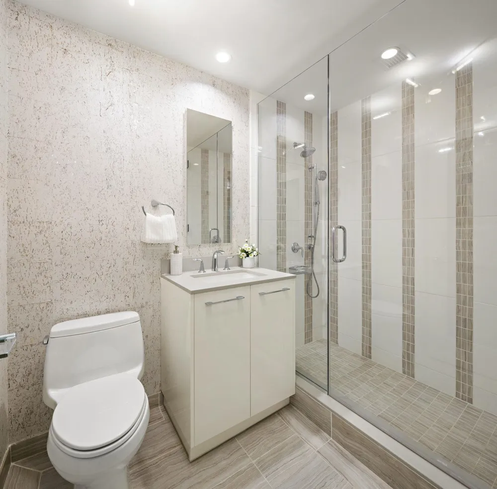 1200 AVENUE AT PORT IMPERIAL Weehawken, NJ 07086