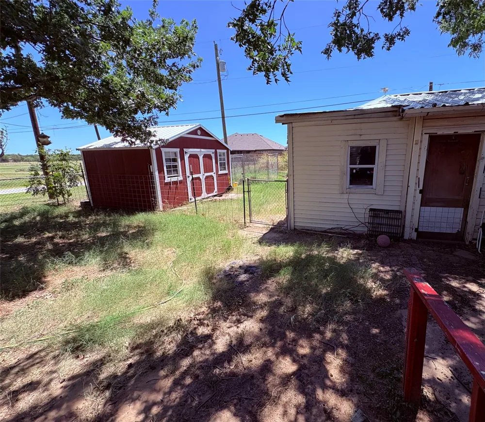 419 E Conner Street Eastland, TX 76448