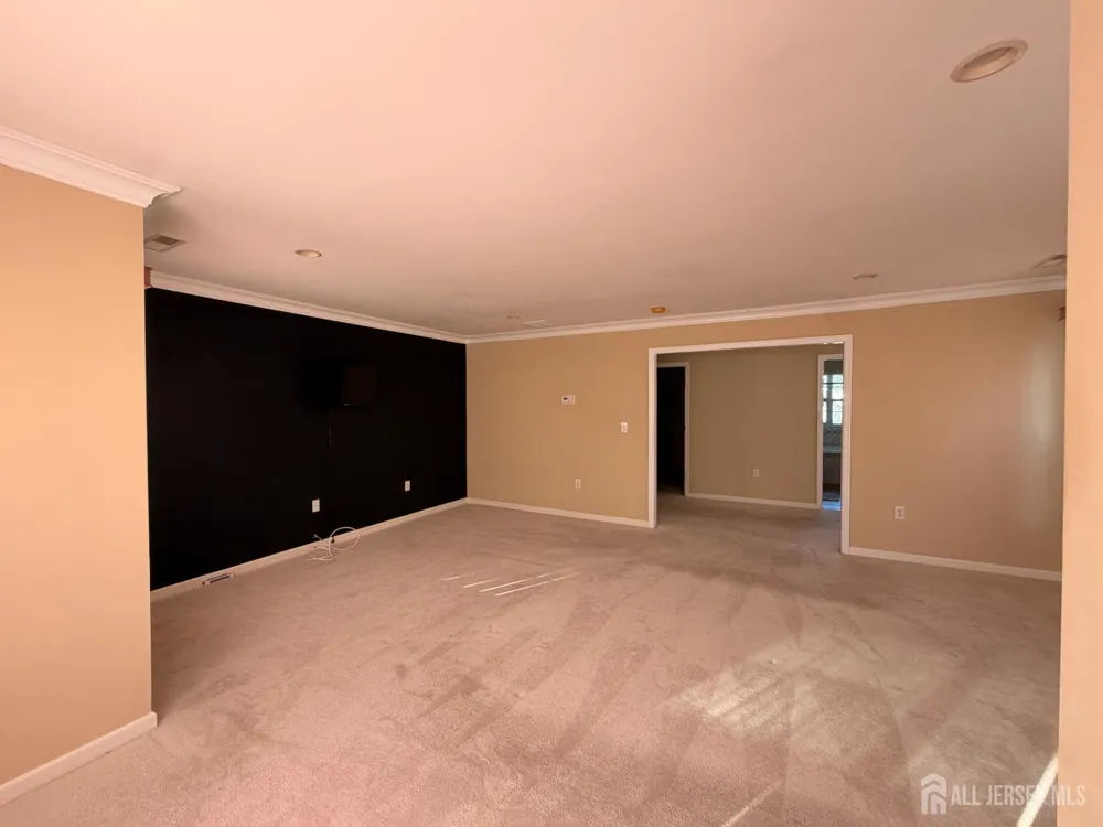 87 Timber Hill Drive Franklin, NJ 08823
