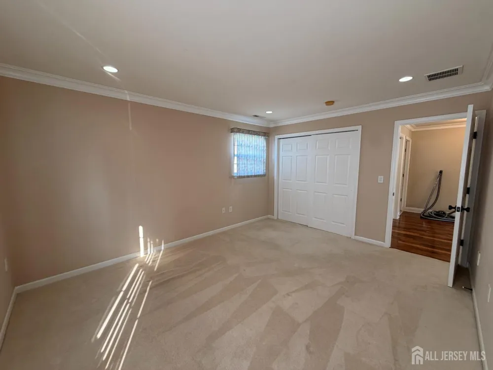 87 Timber Hill Drive Franklin, NJ 08823