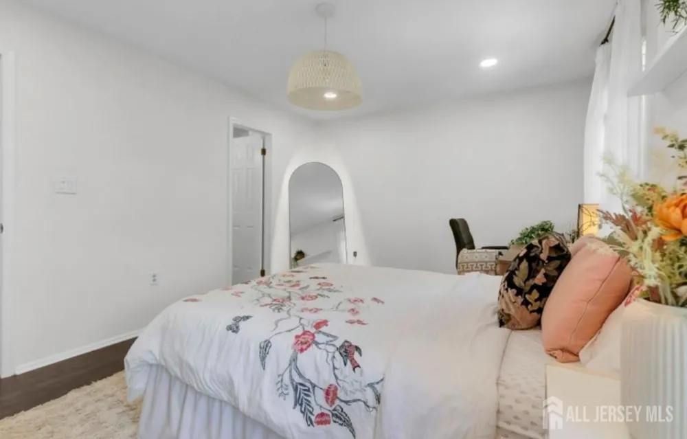 278 Penns Way Bernards, NJ 07920