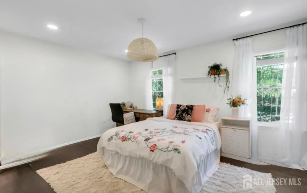 278 Penns Way Bernards, NJ 07920
