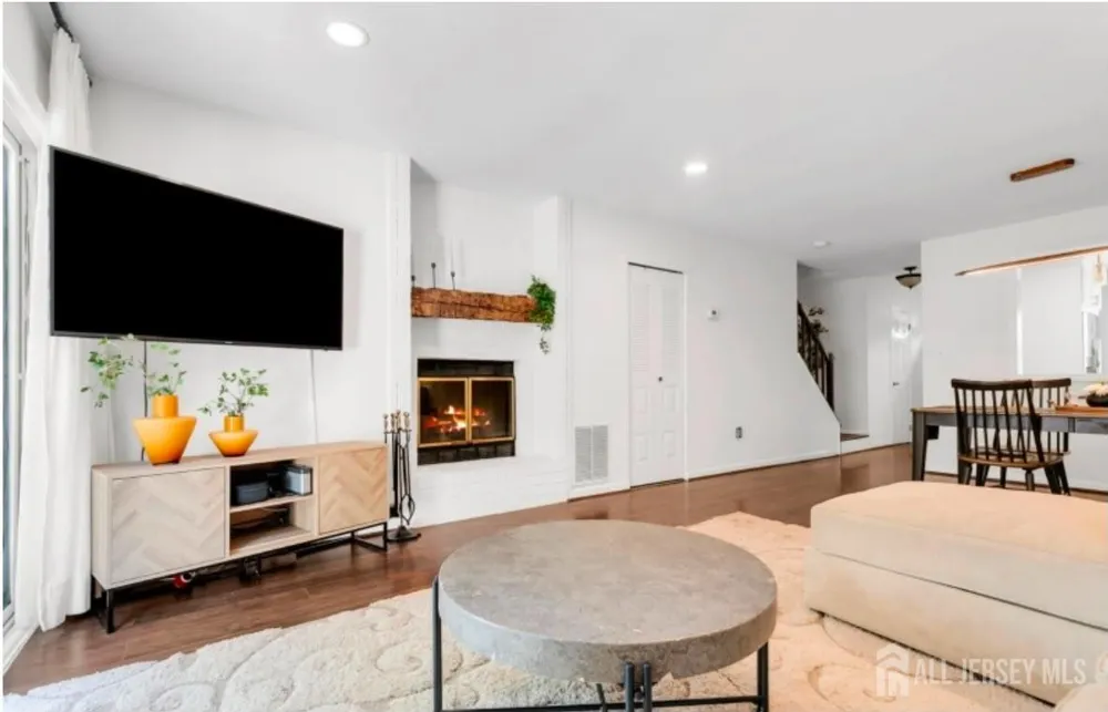 278 Penns Way Bernards, NJ 07920