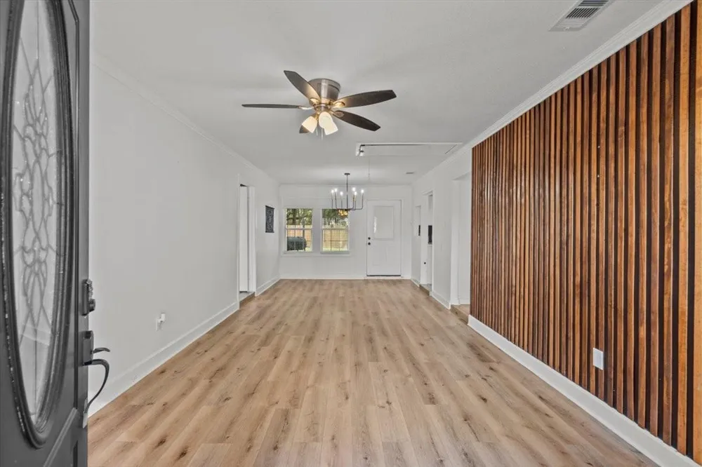 4501 E 38th Street Dickinson, TX 77539