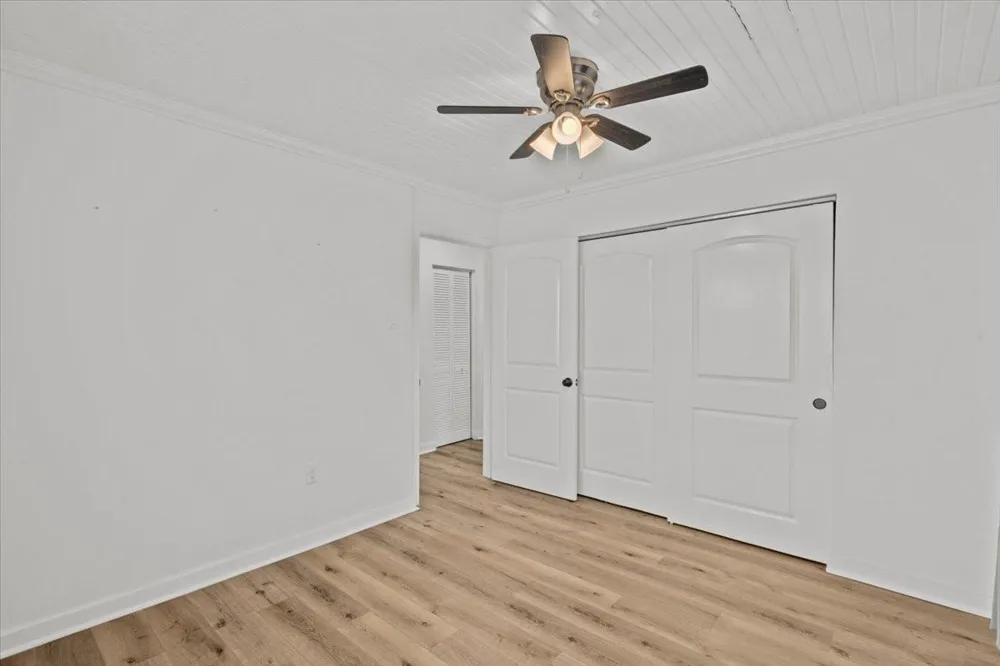 4501 E 38th Street Dickinson, TX 77539