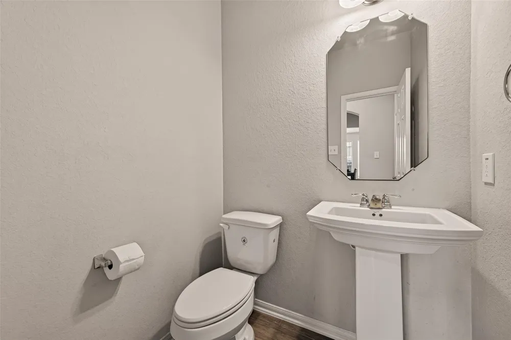1914 Walnut Green Circle Rosenberg, TX 77471
