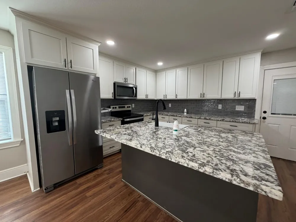 104 Mesquite Street Louise, TX 77455