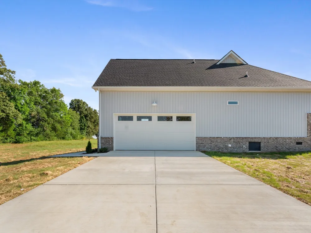 235 Loss Crouch Rd Morrison, TN 37357