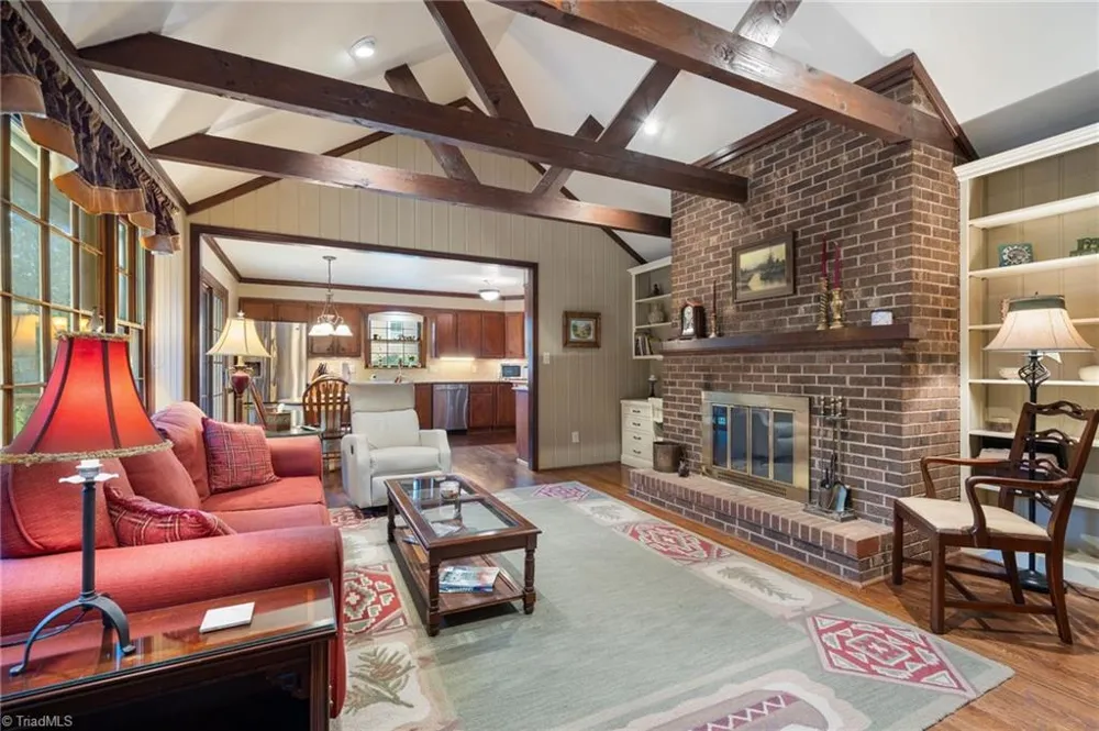 3440 Dixiana Lane Pfafftown, NC 27040