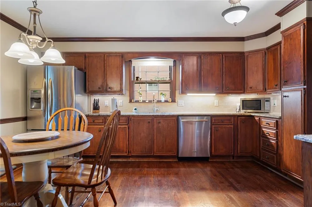 3440 Dixiana Lane Pfafftown, NC 27040