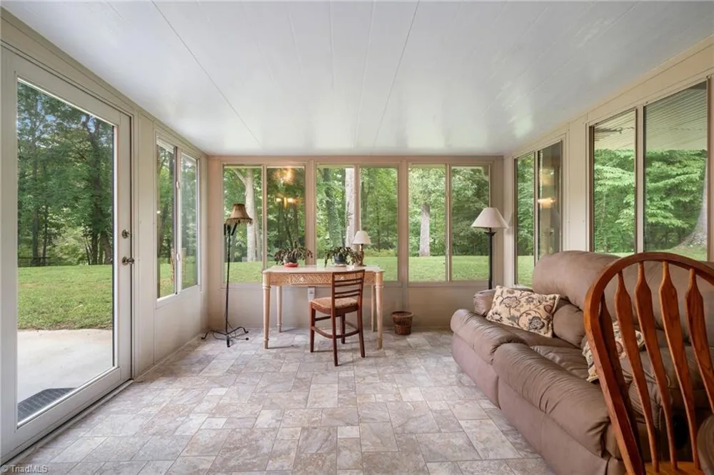 3440 Dixiana Lane Pfafftown, NC 27040