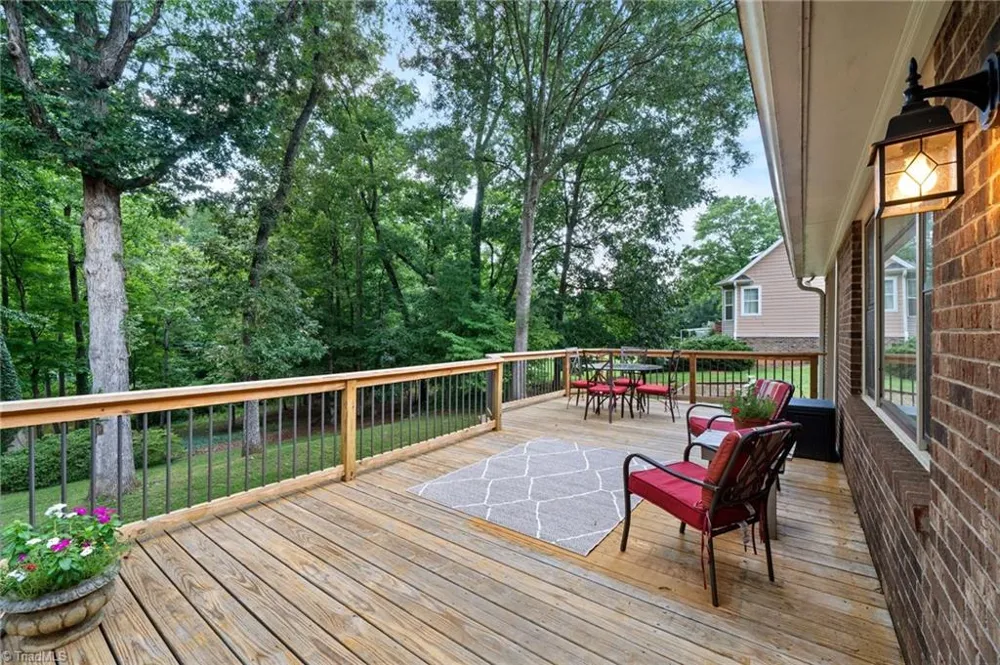 3440 Dixiana Lane Pfafftown, NC 27040