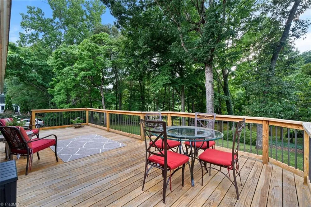 3440 Dixiana Lane Pfafftown, NC 27040