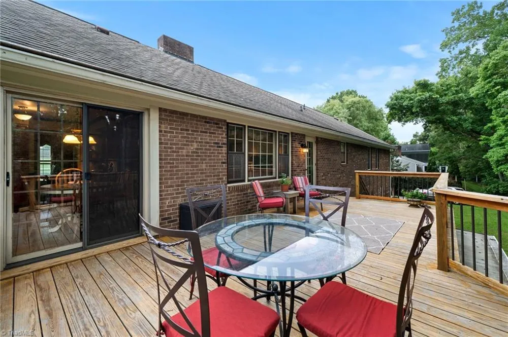 3440 Dixiana Lane Pfafftown, NC 27040