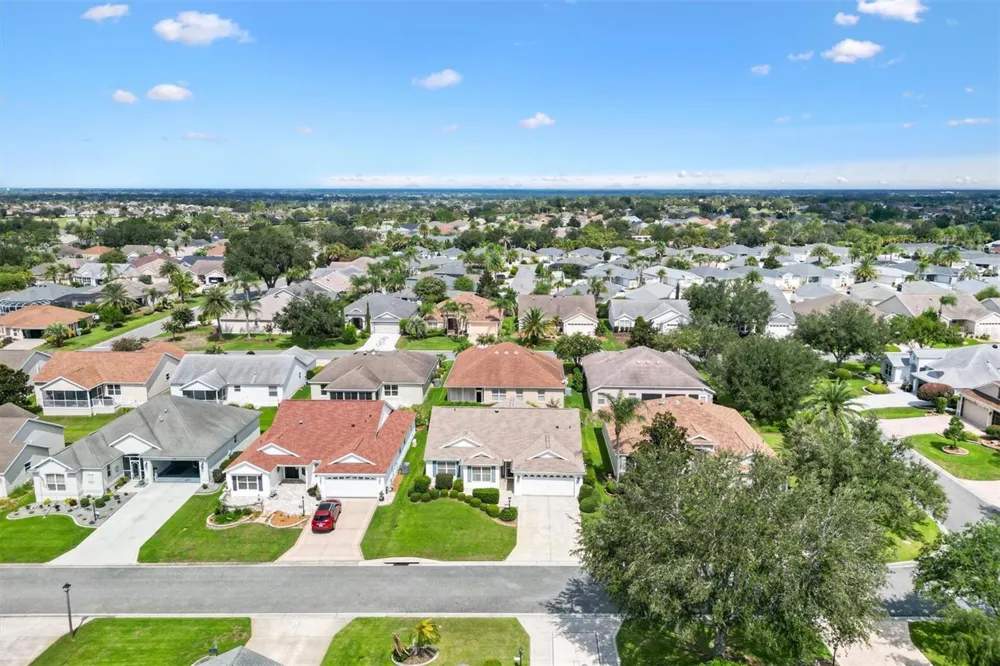 2494 FLINTSHIRE AVENUE The Villages, FL 32162