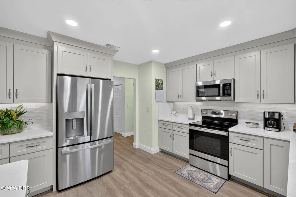 105 Eddy Lane Port Orange, FL 32129