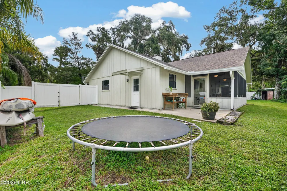 105 Eddy Lane Port Orange, FL 32129