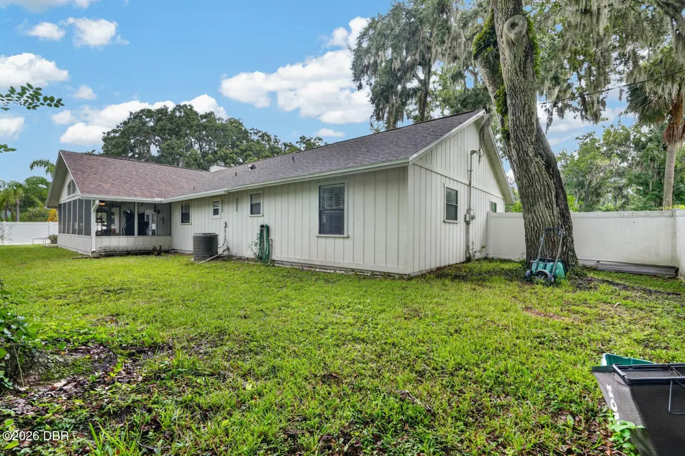 105 Eddy Lane Port Orange, FL 32129