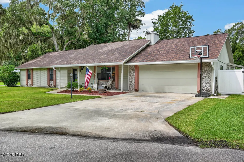 105 Eddy Lane Port Orange, FL 32129