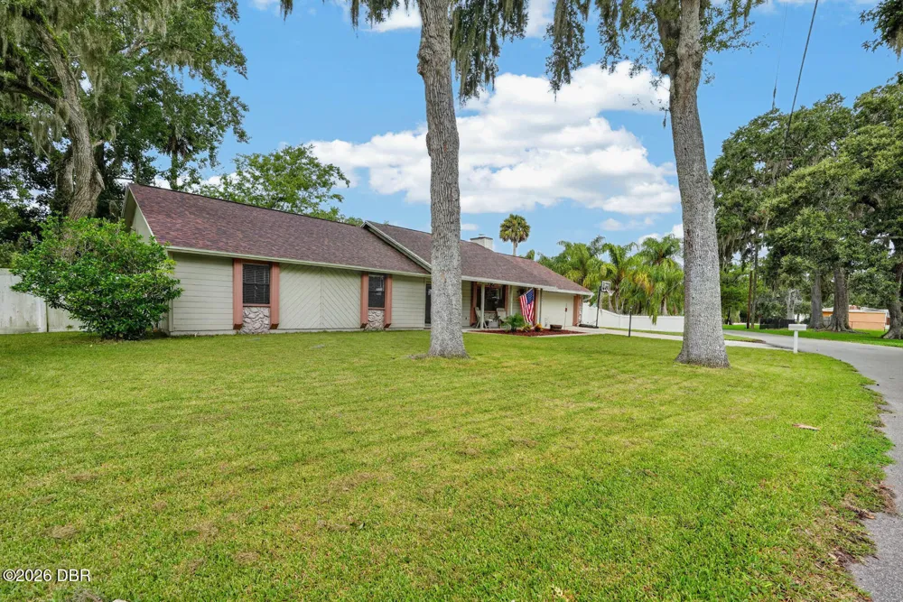 105 Eddy Lane Port Orange, FL 32129